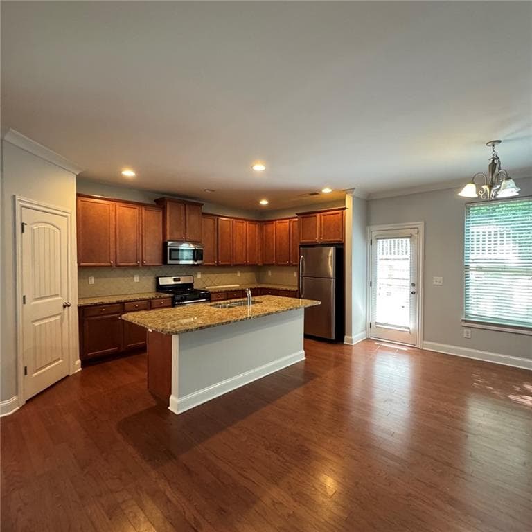5 bedroom, 4 bathroom, 3,372 sq ft single family residence for sale at 2860 Evan Manor Lane, Cumming, GA 30041 — photo 4