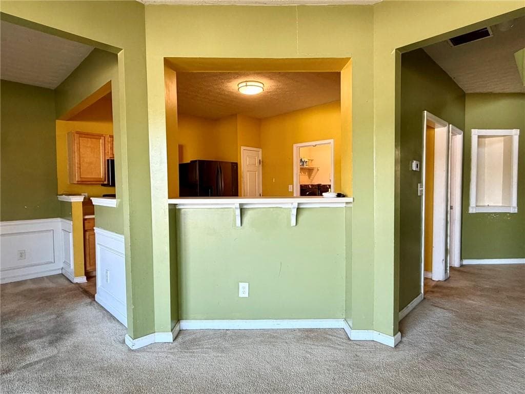 3 bedroom, 3 bathroom, 1,975 sq ft single family residence for sale at 482 Marsh Lake Road, Lawrenceville, GA 30045 — photo 10