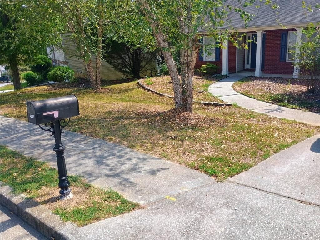 3 bedroom, 2 bathroom, 1,838 sq ft single family residence for sale at 844 Langley View Court, Loganville, GA 30052 — photo 2