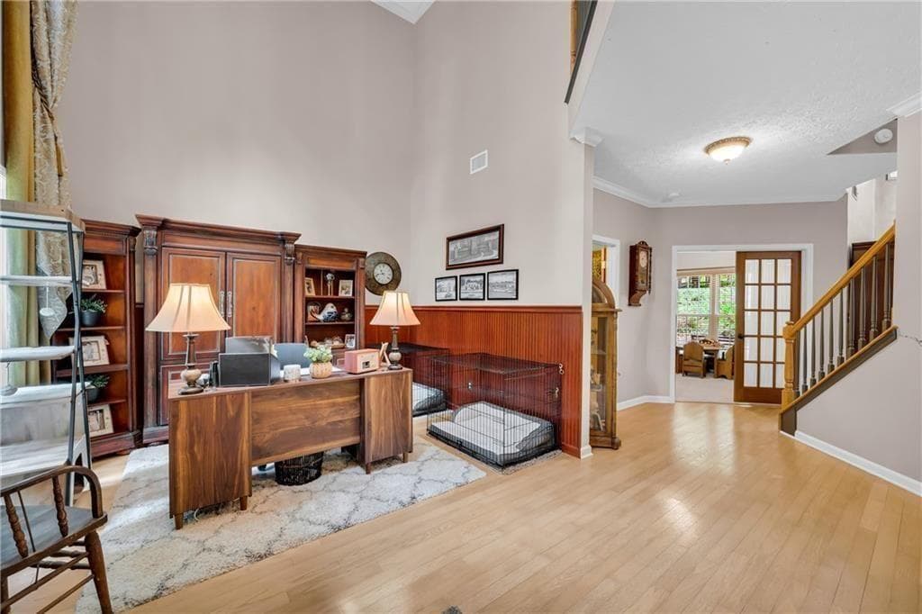4 bedroom, 3 bathroom, 3,517 sq ft single family residence under contract at 5724 Newberry Point Drive, Flowery Branch, GA 30542 — photo 6
