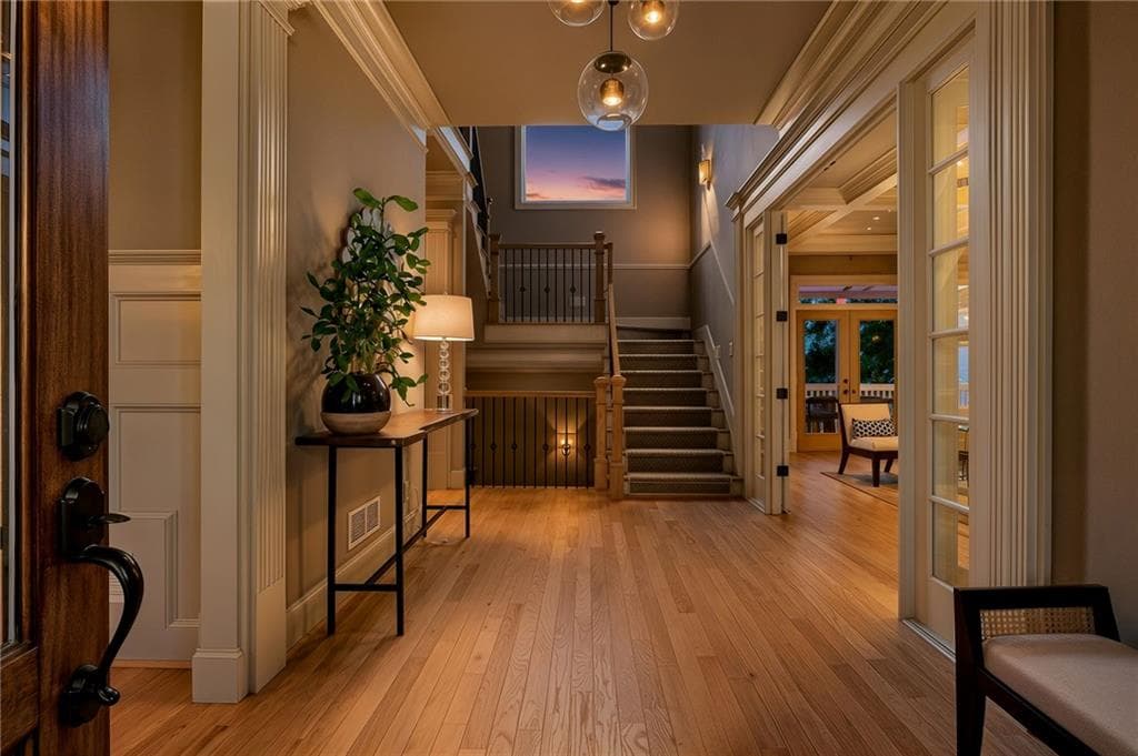 4 bedroom, 6 bathroom, 6,252 sq ft single family residence for sale at 117 Peninsula Way, Dawsonville, GA 30534 — photo 6