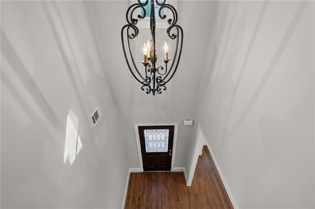 4 bedroom, 4 bathroom, 3,337 sq ft single family residence for sale at 4787 Lakeway Place, Alpharetta, GA 30005 — photo 5