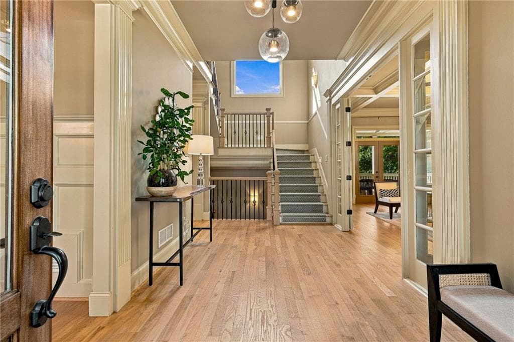 4 bedroom, 6 bathroom, 6,252 sq ft single family residence for sale at 117 Peninsula Way, Dawsonville, GA 30534 — photo 9