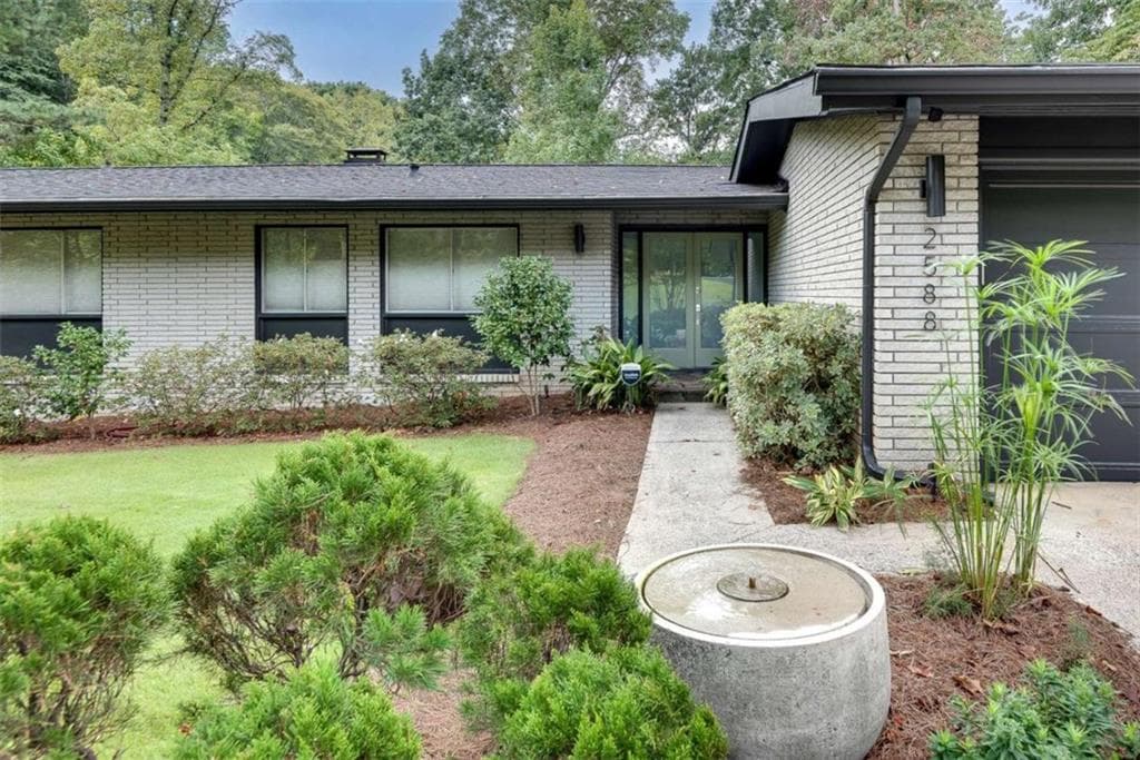 4 bedroom, 4 bathroom, 2,886 sq ft single family residence for sale at 2588 Flair Knoll Drive, Atlanta, GA 30345