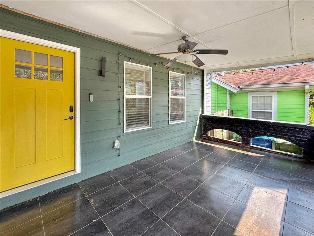 4 bedroom, 3 bathroom, 2,284 sq ft single family residence for rent at 691 Florence Place, Atlanta, GA 30318 for $2,500 a month — photo 2