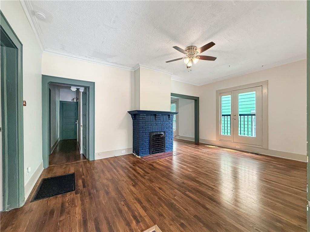 4 bedroom, 3 bathroom, 2,284 sq ft single family residence for rent at 691 Florence Place, Atlanta, GA 30318 for $2,500 a month — photo 3