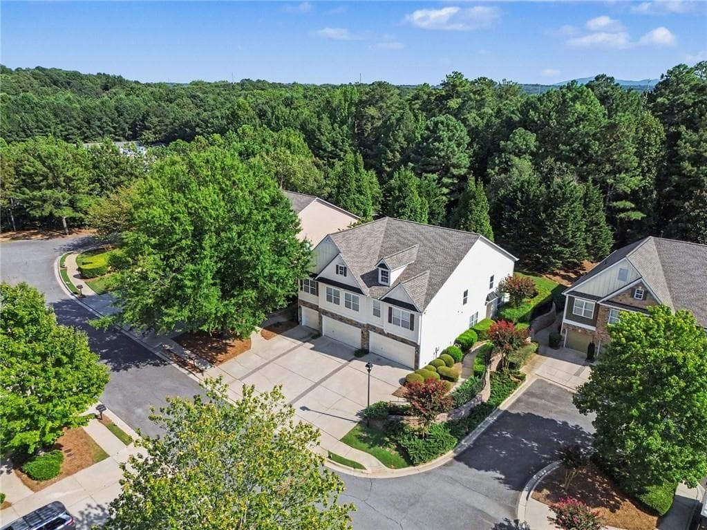3 bedroom, 3 bathroom, 1,624 sq ft townhouse for sale at 2551 Willow Grove Road, Acworth, GA 30101 — photo 2