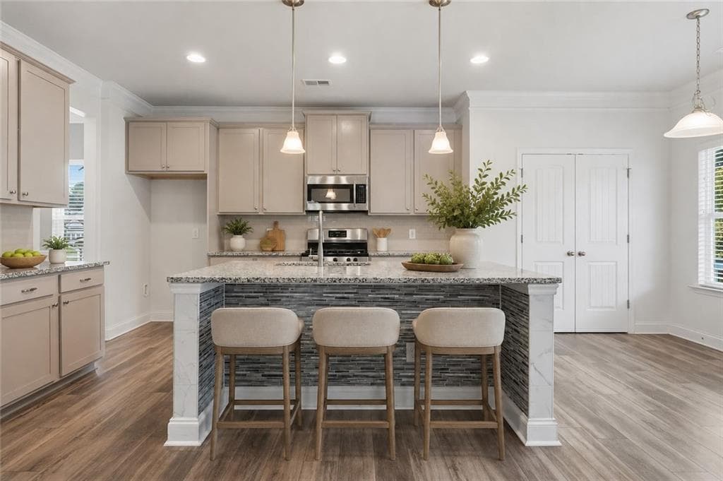 6 bedroom, 4 bathroom, 3,385 sq ft single family residence for sale at 86 Twelve Oaks Drive, Cartersville, GA 30120 — photo 5