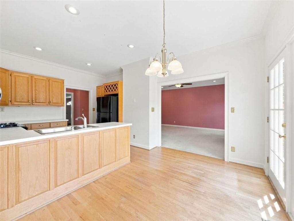 3 bedroom, 3 bathroom, 2,981 sq ft single family residence under contract at 4345 Hambrick Place, Stone Mountain, GA 30083 — photo 9