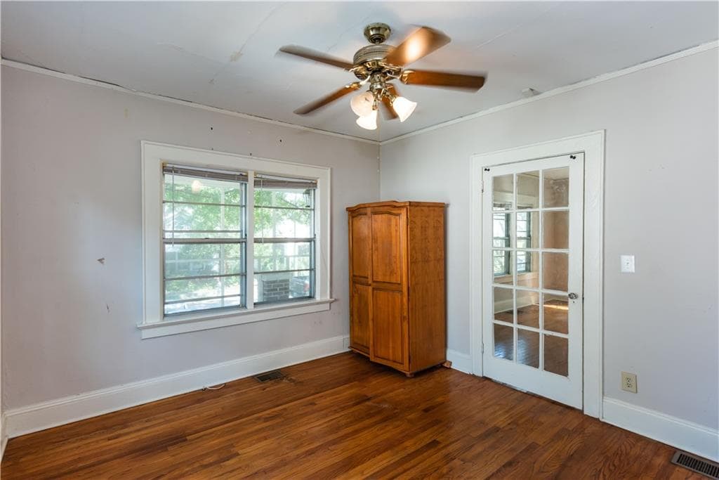 3 bedroom, 2 bathroom, 1,334 sq ft single family residence for sale at 1269 Oak Grove Avenue, Atlanta, GA 30316 — photo 6