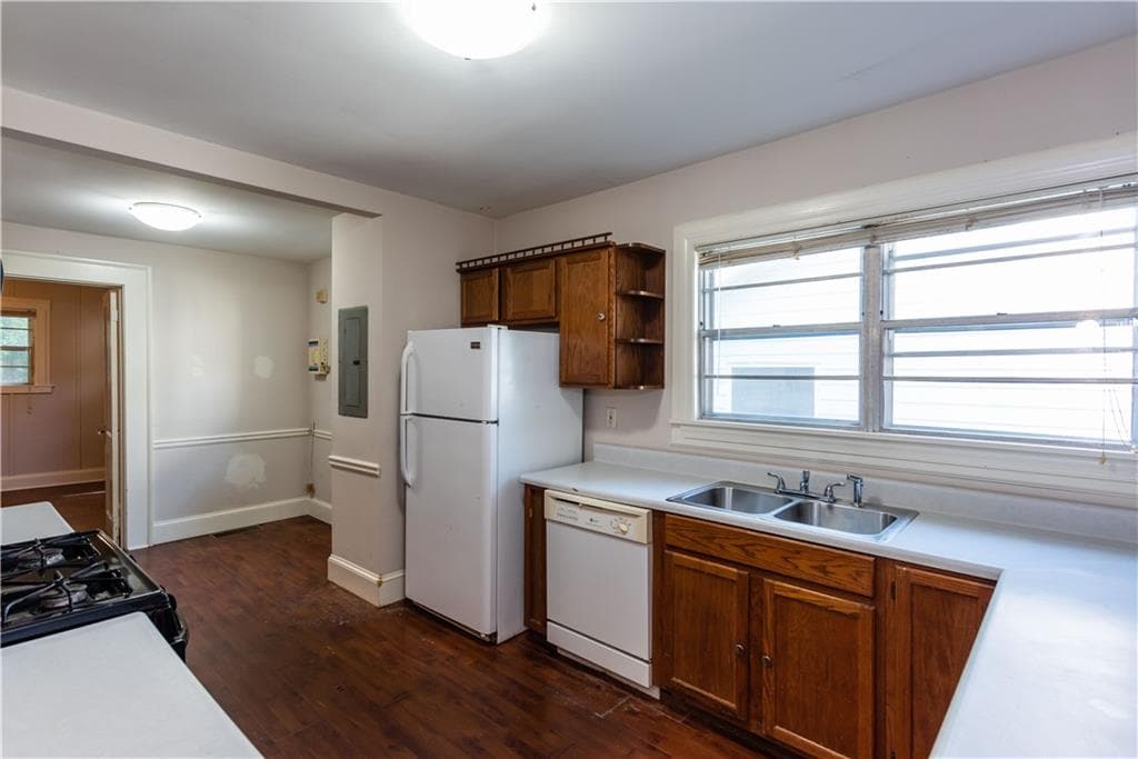 3 bedroom, 2 bathroom, 1,334 sq ft single family residence for sale at 1269 Oak Grove Avenue, Atlanta, GA 30316 — photo 7