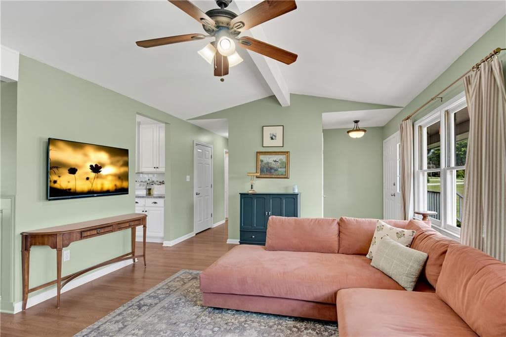 3 bedroom, 2 bathroom, 1,577 sq ft single family residence for sale at 4646 Countryside Drive, Flowery Branch, GA 30542 — photo 7