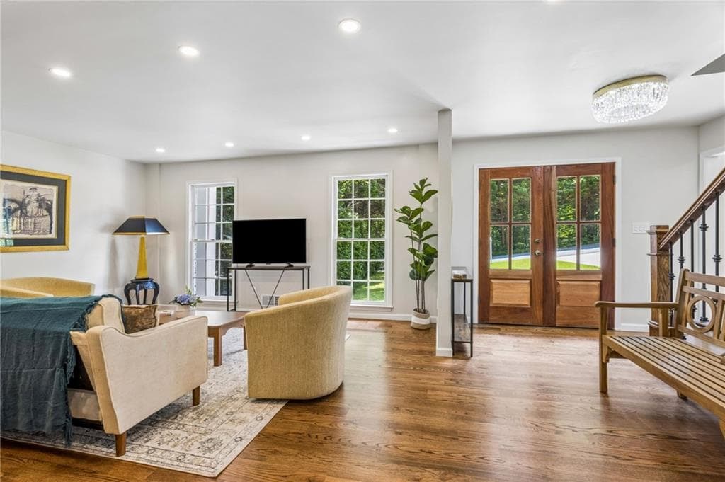 5 bedroom, 5 bathroom, 2,914 sq ft single family residence for sale at 2034 Starfire Drive, Atlanta, GA 30345 — photo 8