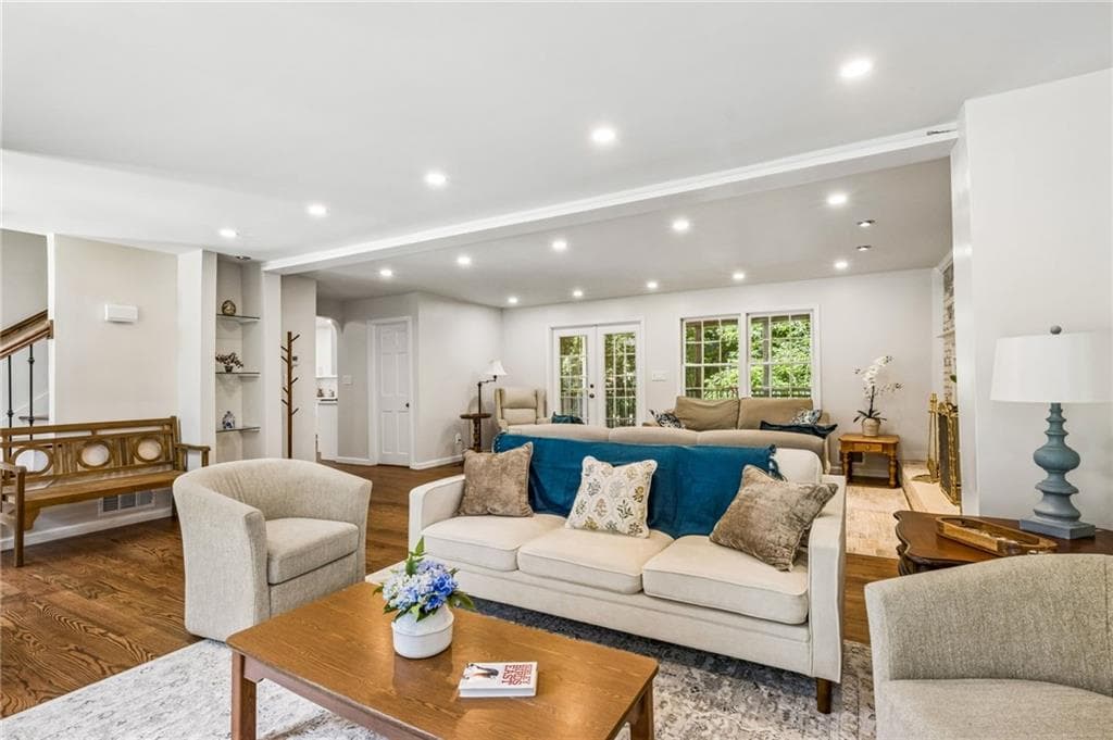 5 bedroom, 5 bathroom, 2,914 sq ft single family residence for sale at 2034 Starfire Drive, Atlanta, GA 30345 — photo 10