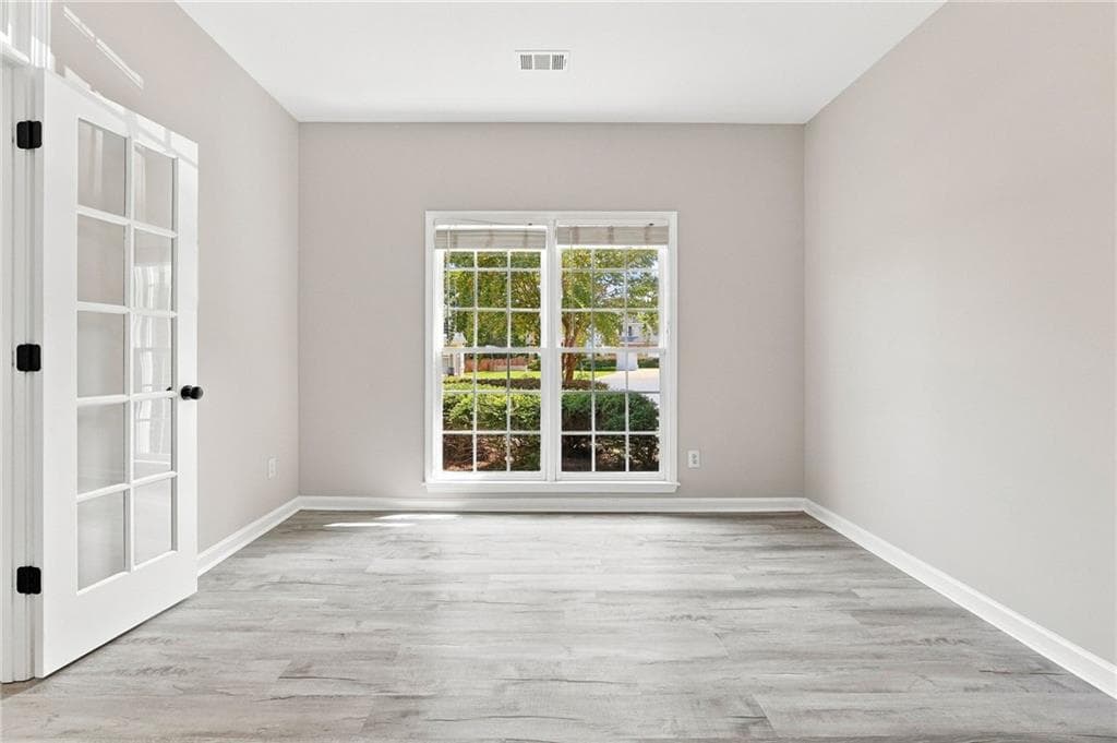 5 bedroom, 3 bathroom, 2,859 sq ft single family residence for sale at 20 Brightwater Cove, Dallas, GA 30157 — photo 9