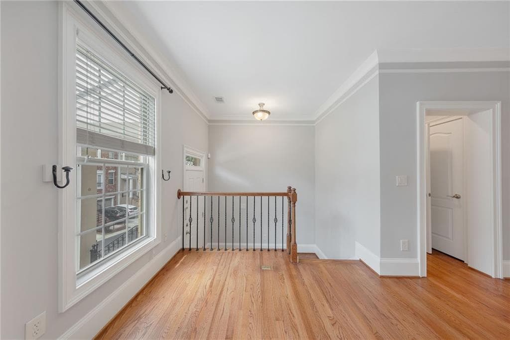 4 bedroom, 4 bathroom, 2,741 sq ft townhouse for sale at 2765 Durham Drive, Atlanta, GA 30319 — photo 4