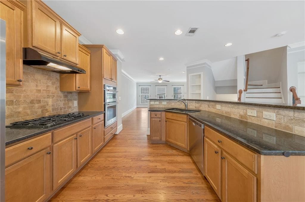 4 bedroom, 4 bathroom, 2,741 sq ft townhouse for sale at 2765 Durham Drive, Atlanta, GA 30319 — photo 10