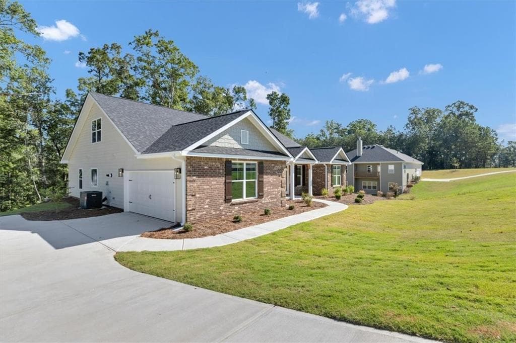 5 bedroom, 4 bathroom, 3,040 sq ft single family residence for sale at 3390 Trevi Trail, Douglasville, GA 30135 — photo 2