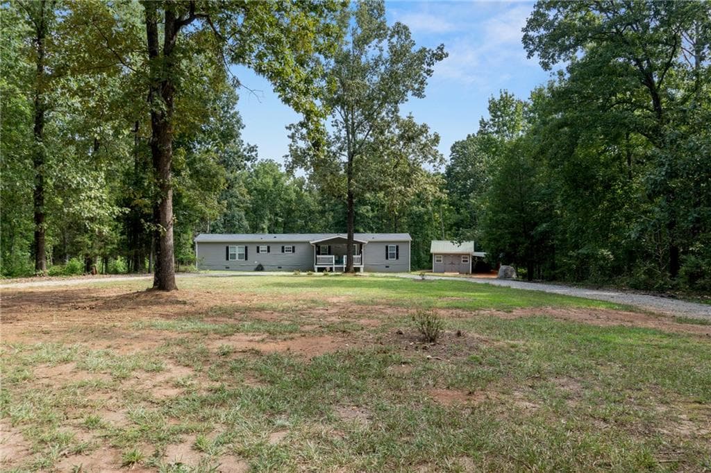 2 bedroom, 2 bathroom, 1,216 sq ft single family residence for sale at 8610 Sandy Run Road, Sparta, GA 31087
