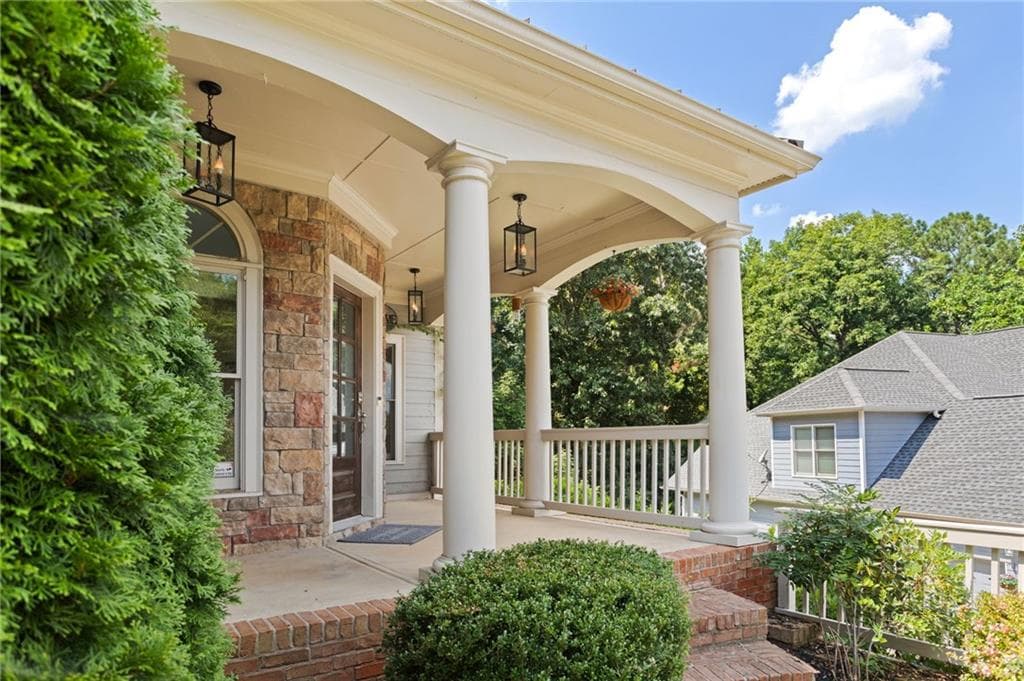 6 bedroom, 5 bathroom, 5,600 sq ft single family residence for sale at 320 Double Branches Lane, Dallas, GA 30132 — photo 3