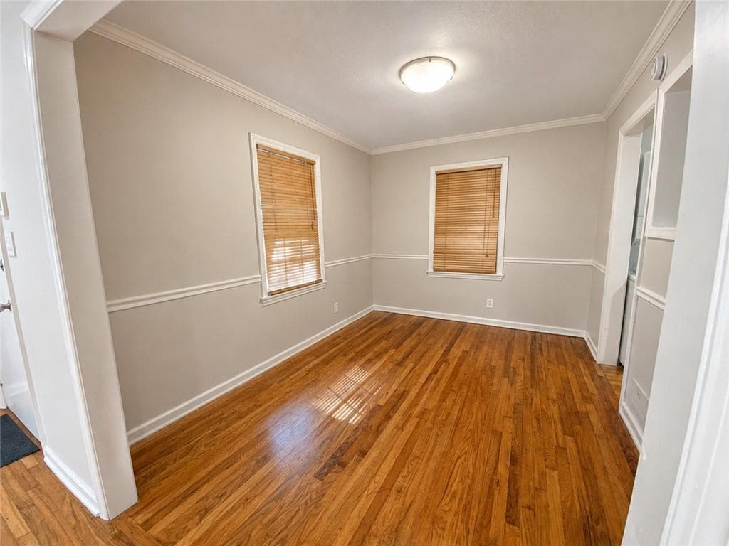 3 bedroom, 2 bathroom, 1,040 sq ft single family residence for sale at 1010 Scott Circle, Decatur, GA 30033 — photo 9