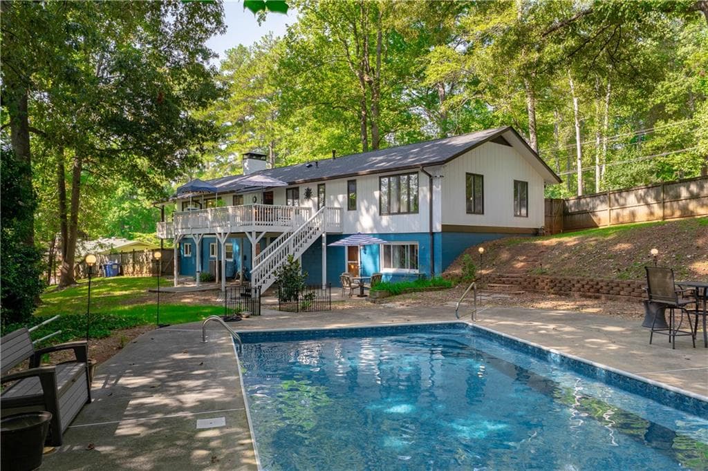 5 bedroom, 3 bathroom, 3,360 sq ft single family residence under contract at 4861 Millen Drive, Mableton, GA 30126 — photo 3