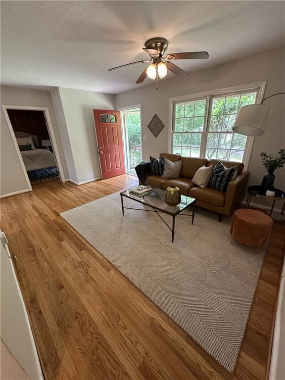 3 bedroom, 2 bathroom, 984 sq ft single family residence for rent at 3403 Phillips Circle, Decatur, GA 30032 for $1,600 a month — photo 2