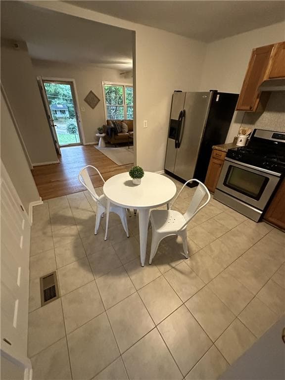 3 bedroom, 2 bathroom, 984 sq ft single family residence for rent at 3403 Phillips Circle, Decatur, GA 30032 for $1,600 a month — photo 5