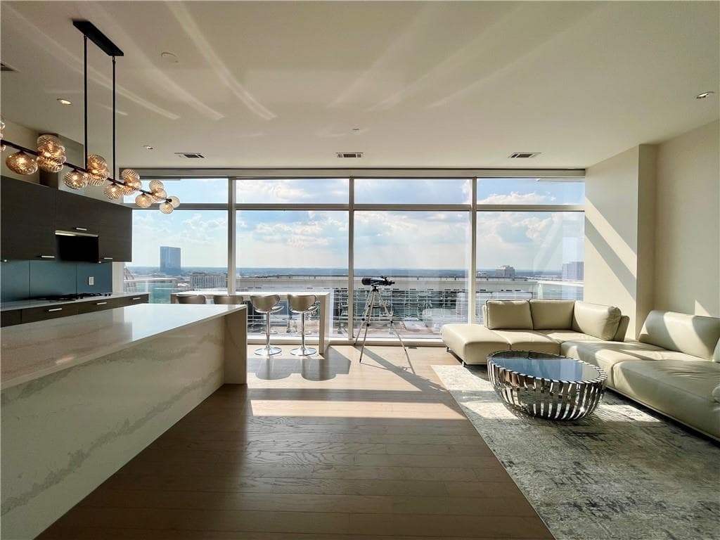 1 bedroom, 1 bathroom, 868 sq ft condominium for sale at 45 Ivan Allen Jr Boulevard 2105, Atlanta, GA 30308 — photo 1 of 47