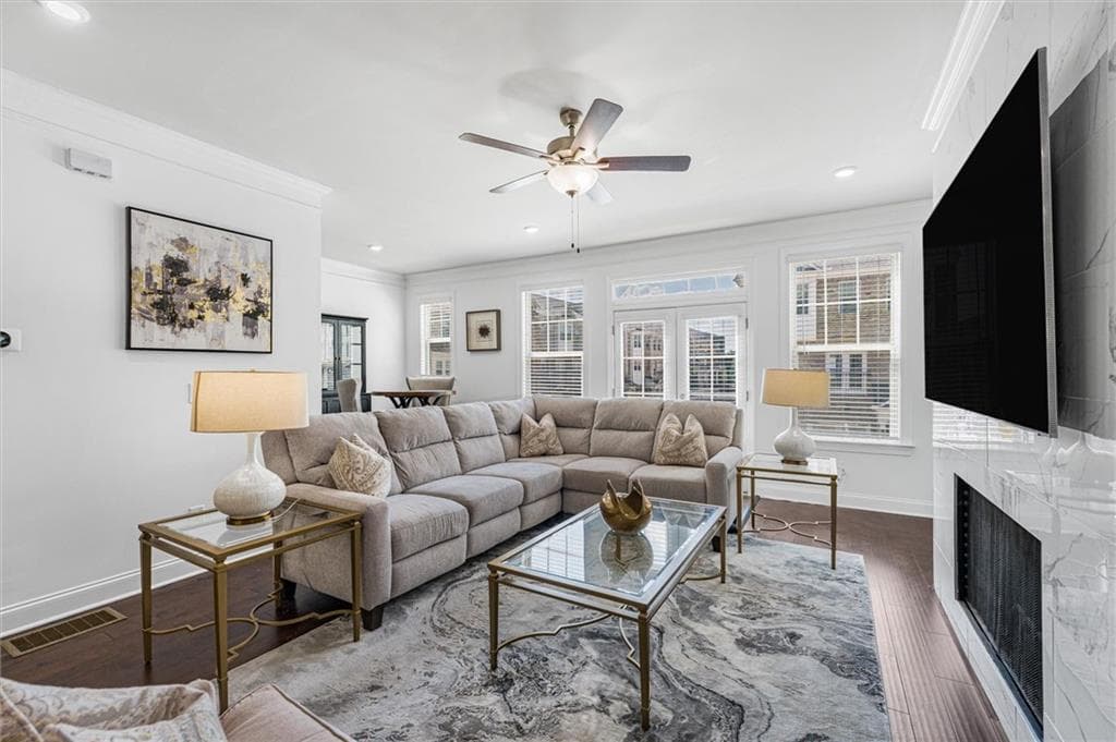 4 bedroom, 4 bathroom, 2,584 sq ft townhouse for sale at 4078 Townsend Lane, Atlanta, GA 30346 — photo 10