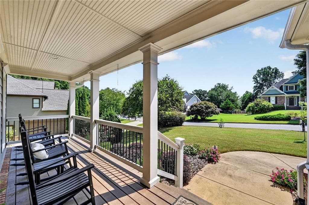 6 bedroom, 4 bathroom, 4,361 sq ft single family residence for sale at 4760 Green Summers Drive, Cumming, GA 30028 — photo 3