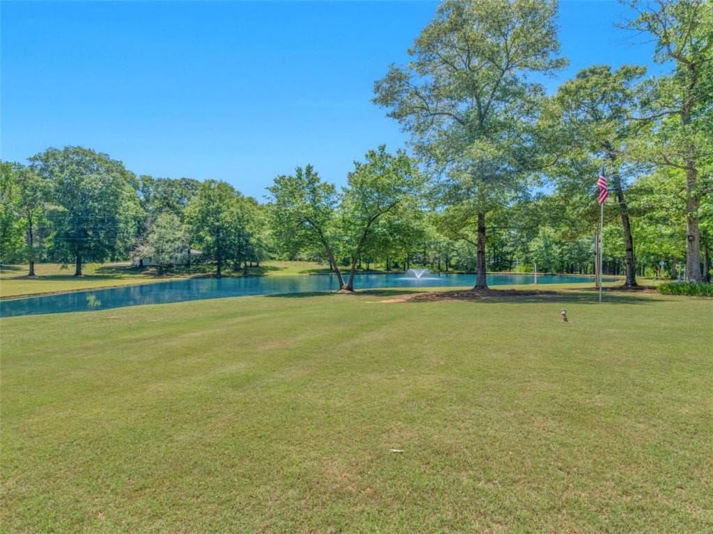 8 bedroom, 6 bathroom, 4,895 sq ft single family residence for sale at 445 Patterson Road, Griffin, GA 30223 — photo 7