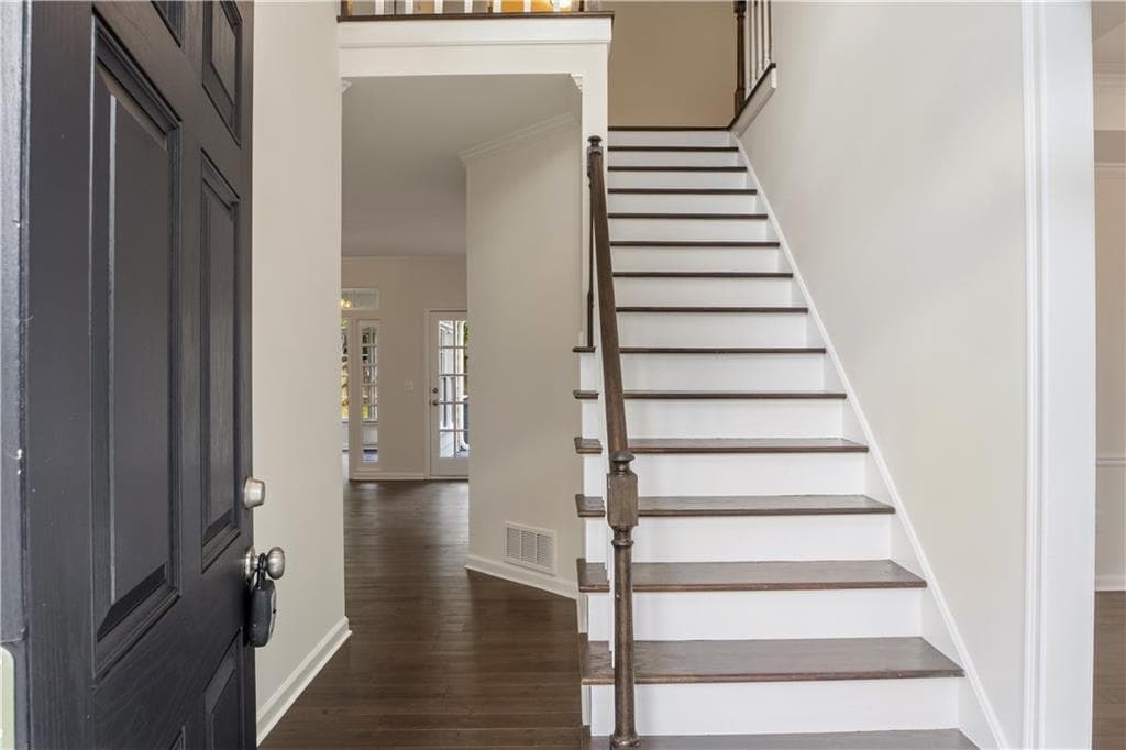 5 bedroom, 3 bathroom, 3,120 sq ft single family residence for sale at 180 Shyrewood Drive, Lawrenceville, GA 30043 — photo 4