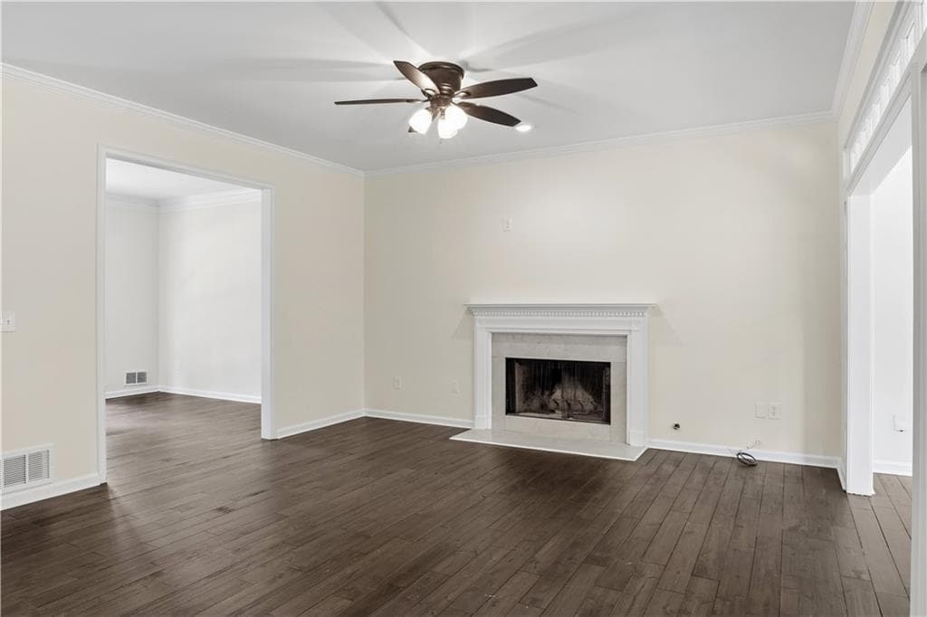 5 bedroom, 3 bathroom, 3,120 sq ft single family residence for sale at 180 Shyrewood Drive, Lawrenceville, GA 30043 — photo 6