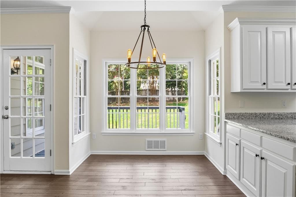 5 bedroom, 3 bathroom, 3,120 sq ft single family residence for sale at 180 Shyrewood Drive, Lawrenceville, GA 30043 — photo 10