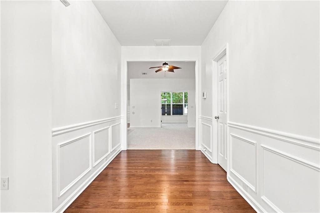 3 bedroom, 2 bathroom, 1,930 sq ft single family residence for sale at 3870 Amberleigh Trace, Gainesville, GA 30507 — photo 7