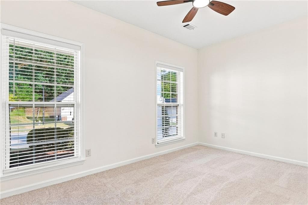 3 bedroom, 2 bathroom, 1,930 sq ft single family residence for sale at 3870 Amberleigh Trace, Gainesville, GA 30507 — photo 8
