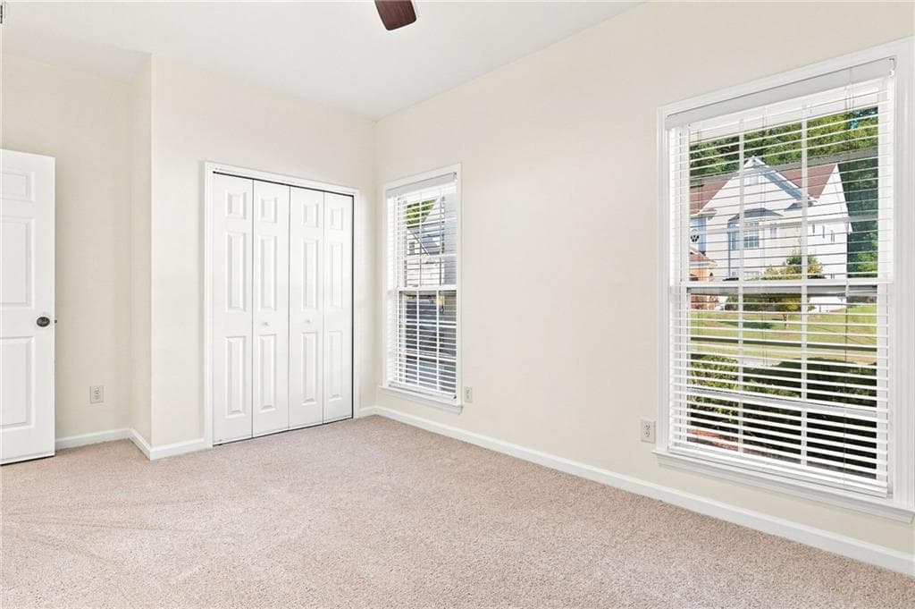 3 bedroom, 2 bathroom, 1,930 sq ft single family residence for sale at 3870 Amberleigh Trace, Gainesville, GA 30507 — photo 9