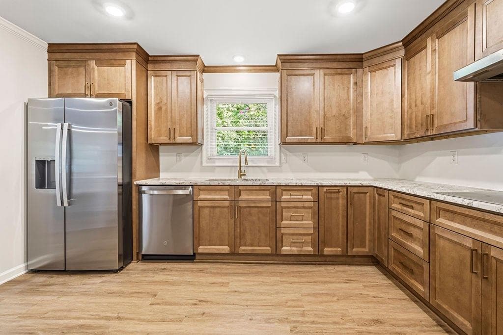 4 bedroom, 2 bathroom, 2,349 sq ft single family residence for sale at 231 Suburban Drive, Kennesaw, GA 30144 — photo 6