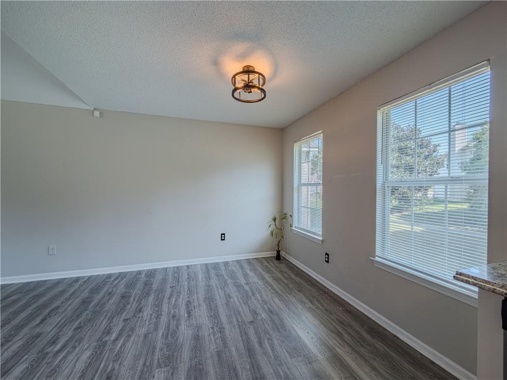 3 bedroom, 2 bathroom, 1,680 sq ft single family residence for sale at 6196 Idlewood Circle, Lithonia, GA 30038 — photo 6