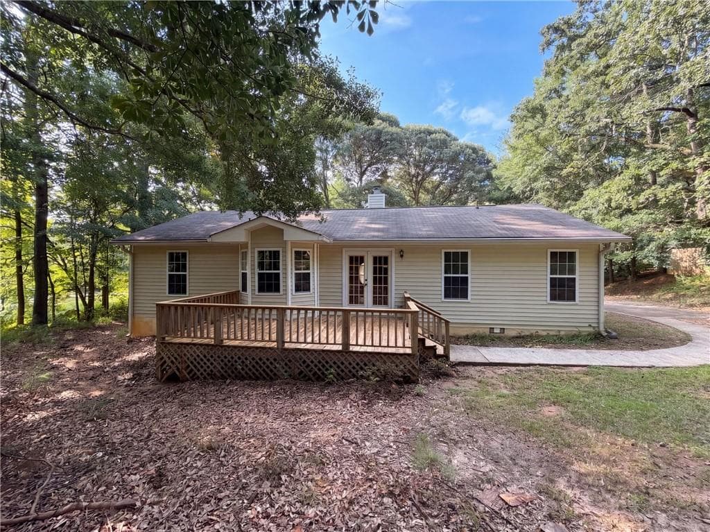 3 bedroom, 2 bathroom, 1,422 sq ft single family residence for sale at 103 Saddlebrook Court, LaGrange, GA 30240 — photo 5