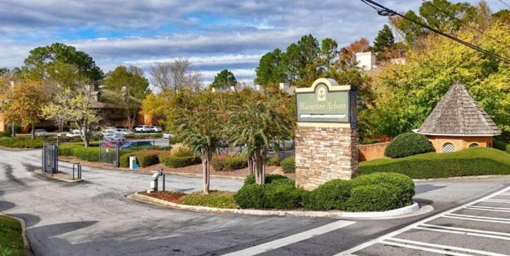 3 bedroom, 2 bathroom, 1,490 sq ft condominium for rent at 1907 BARROW Way, Duluth, GA 30096 for $2,100 a month — photo 1 of 16