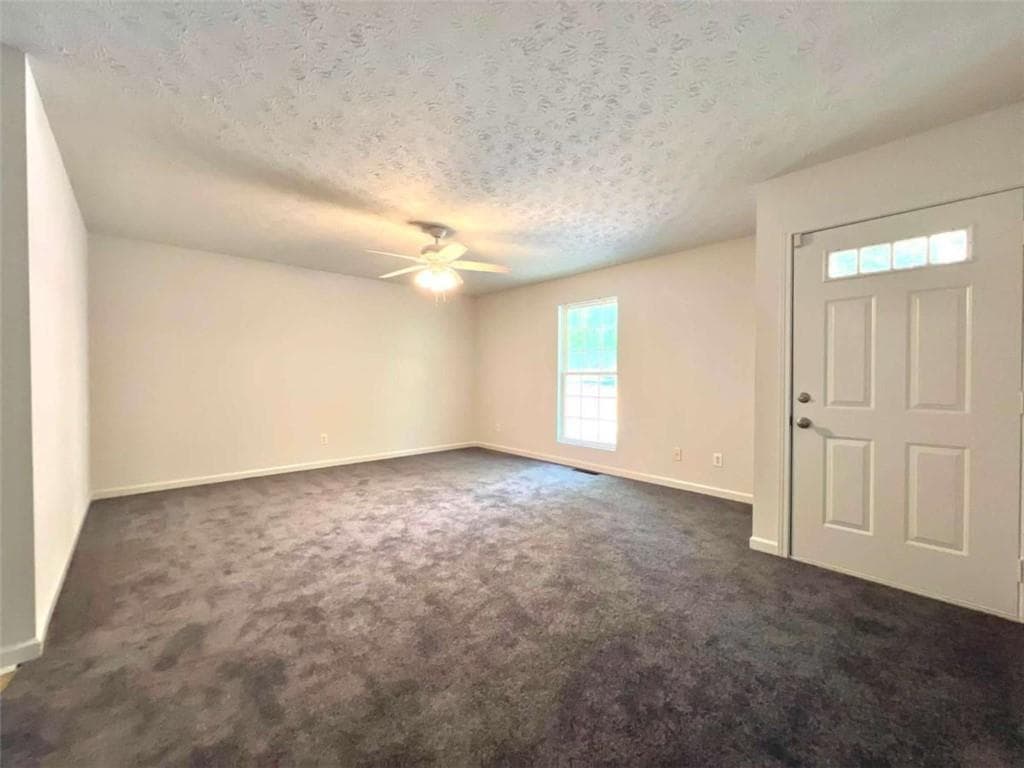 4 bedroom, 2 bathroom, 1,510 sq ft single family residence for sale at 8062 Malone St., Douglasville, GA 30134 — photo 6