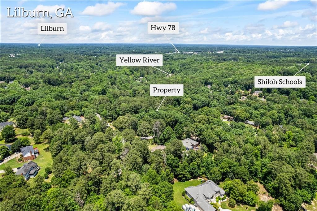 single family residence for sale at 5018 Castlewood Drive, Lilburn, GA 30047 — photo 3