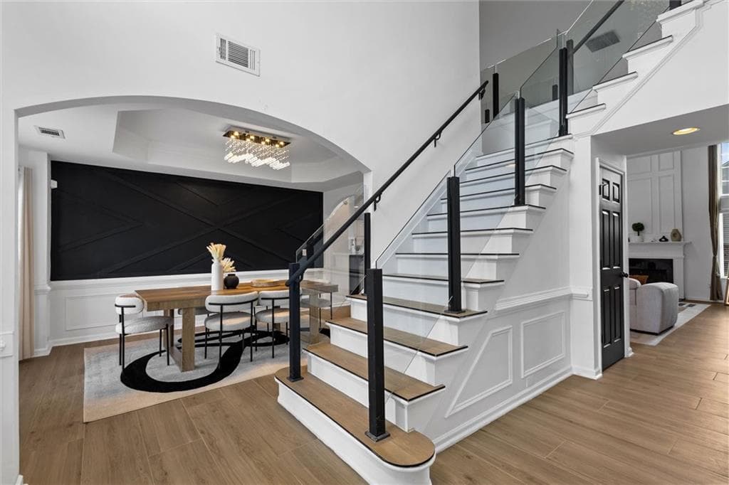 5 bedroom, 4 bathroom, 3,723 sq ft single family residence for sale at 4507 Bellwood Circle, Atlanta, GA 30349 — photo 2