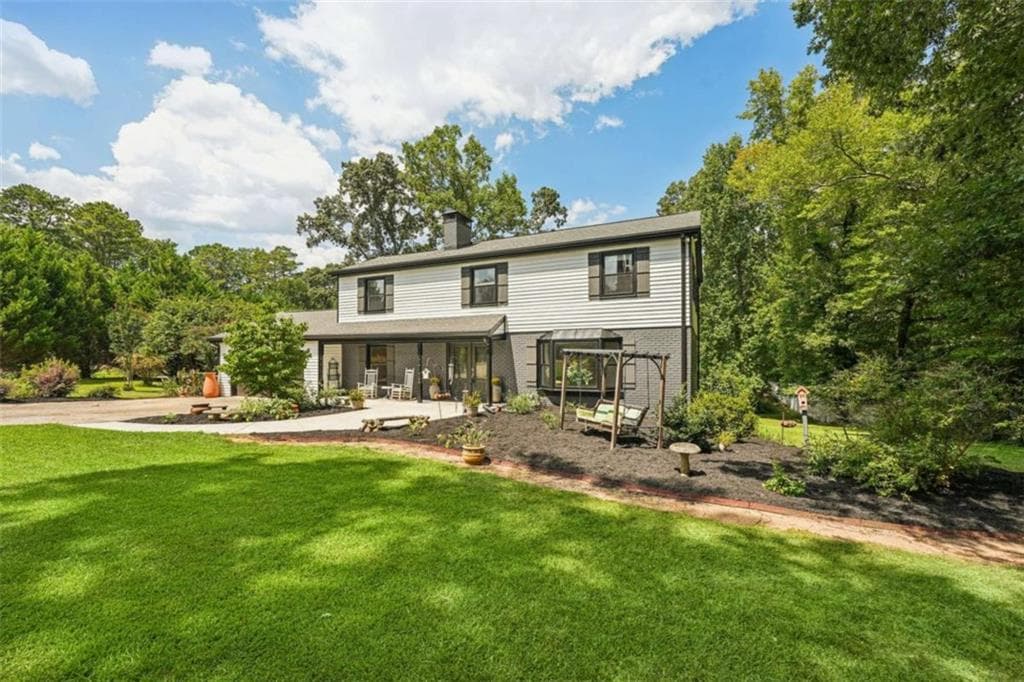 5 bedroom, 4 bathroom, 3,750 sq ft single family residence for sale at 524 Golfview Dr, Peachtree City, GA 30269
