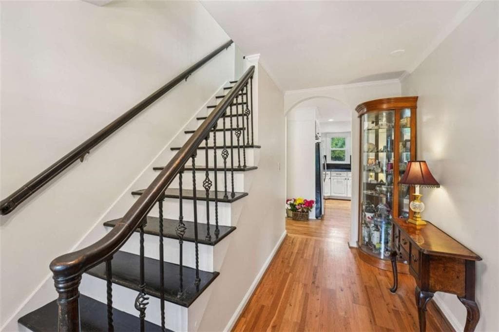 5 bedroom, 4 bathroom, 3,750 sq ft single family residence for sale at 524 Golfview Dr, Peachtree City, GA 30269 — photo 8