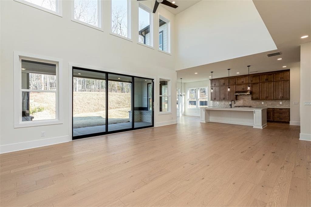 5 bedroom, 6 bathroom, 3,674 sq ft single family residence for sale at 3485 Austin Michael Lane, Cumming, GA 30028 — photo 7