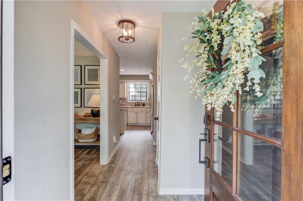 4 bedroom, 3 bathroom, 1,848 sq ft single family residence under contract at 3573 Habersham Court, Buford, GA 30519 — photo 9