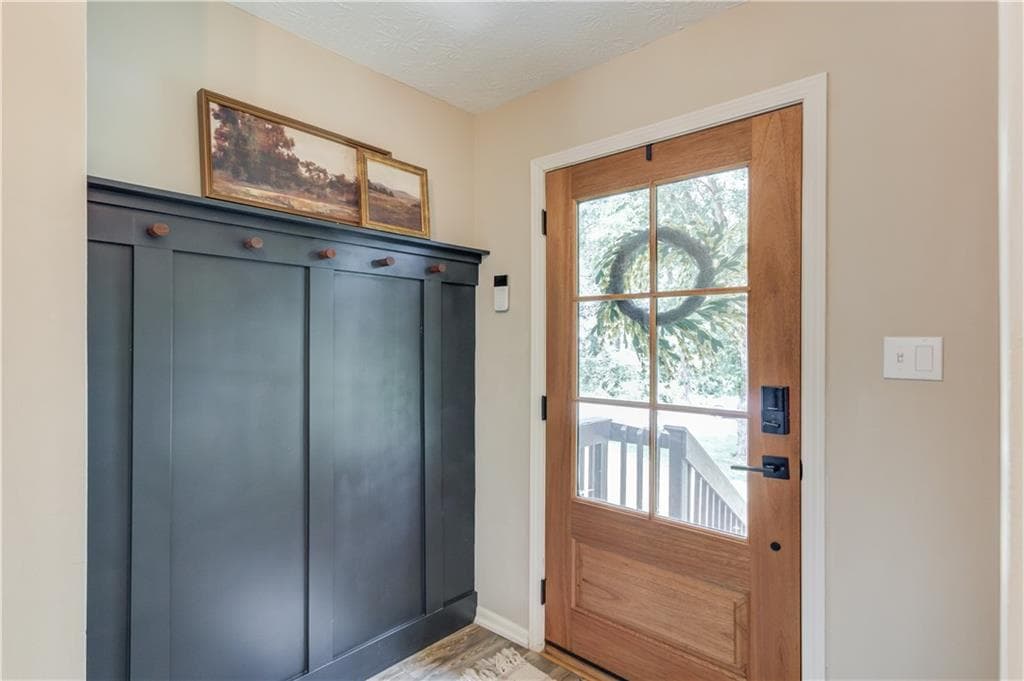 4 bedroom, 3 bathroom, 1,848 sq ft single family residence under contract at 3573 Habersham Court, Buford, GA 30519 — photo 10
